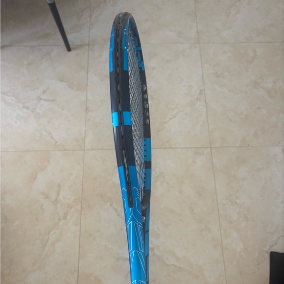 Blue Tennis Racket - Picture 3 of 4